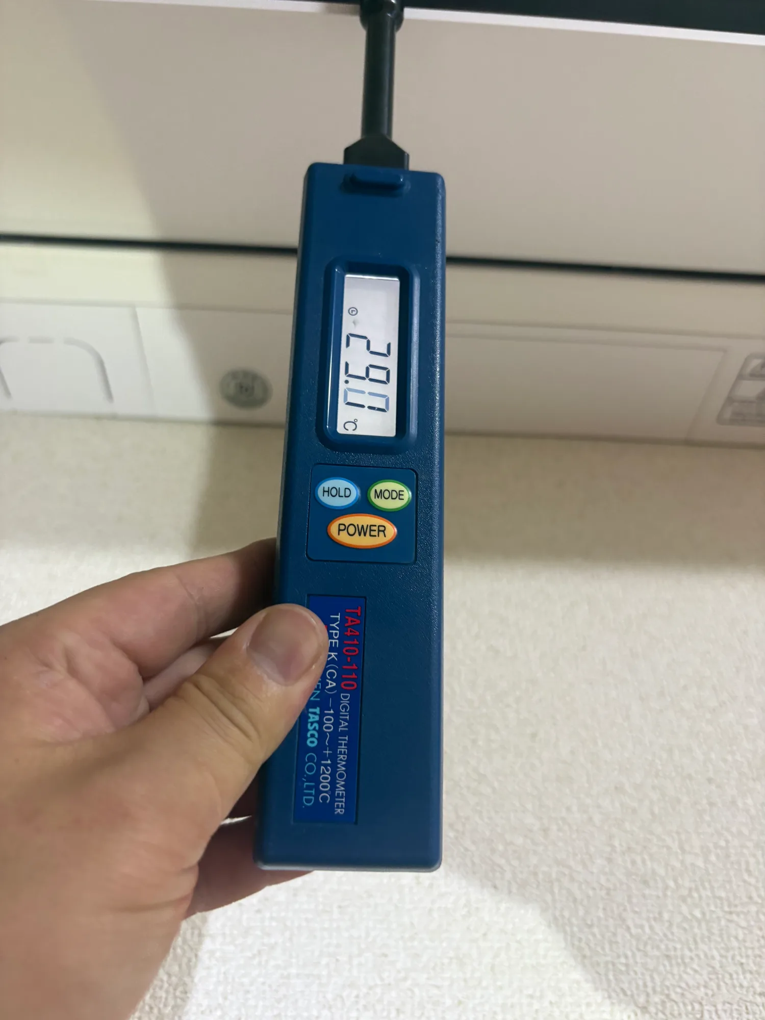 松戸市 夜間20:30受電 エアコン冷えない訪問診断|去年ガス漏れ修理→今年は冷凍サイクル異常の可能性で交換提案した事例の施工写真